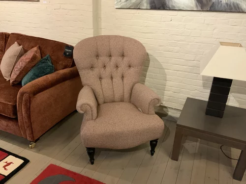 Nu 1.665€ ipv 2.083€ Model EDWARD by Parker Knoll