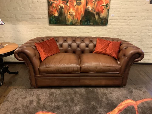 Nu 4.624€ ipv 5.780€ Chesterfield in handgepatineerd leder, 205 cm breed